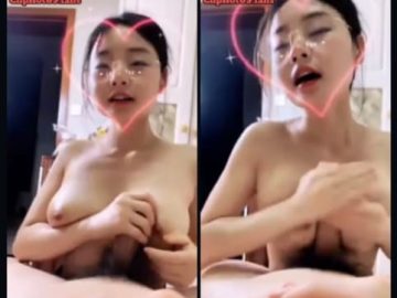 Bé yêu dâm thích bú mút